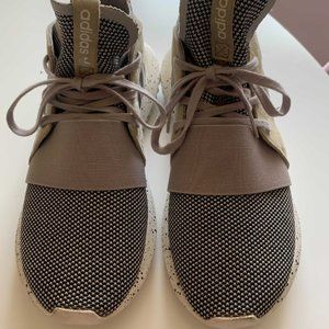 Women's Adidas Sneakers